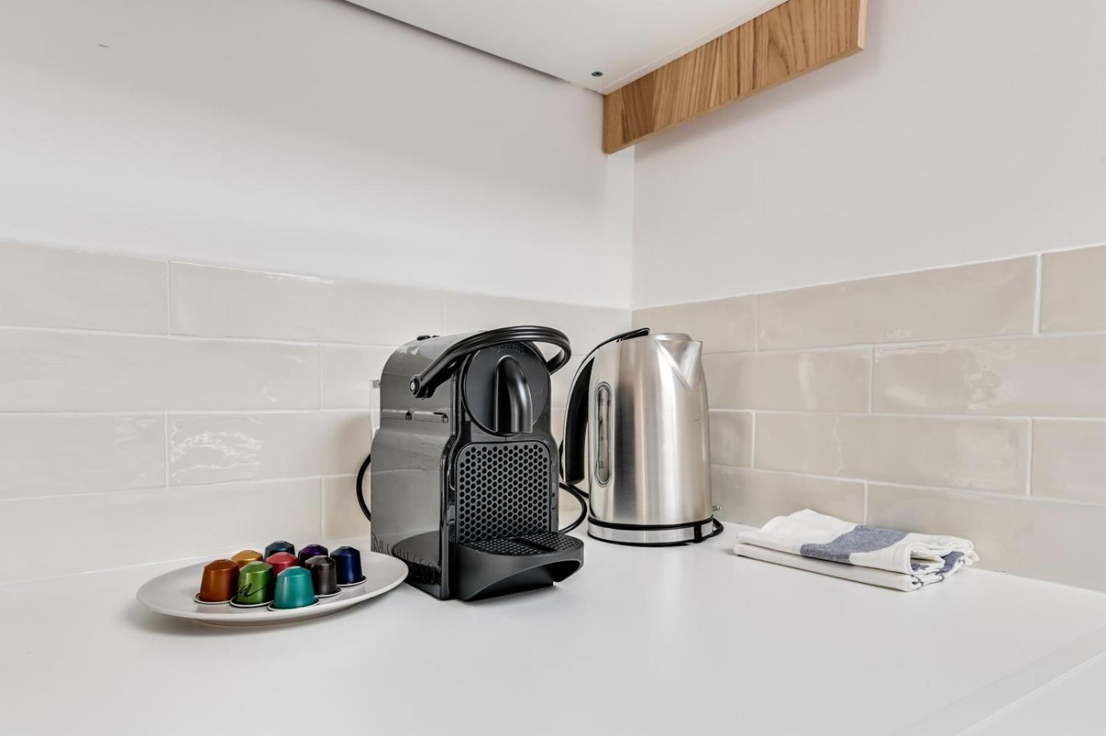 222 Suite Allenby - Superbe Appartement A Parijs Buitenkant foto